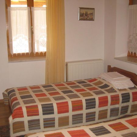 Dafni Apartments Kastrí Екстериор снимка