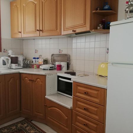 Dafni Apartments Kastrí Екстериор снимка